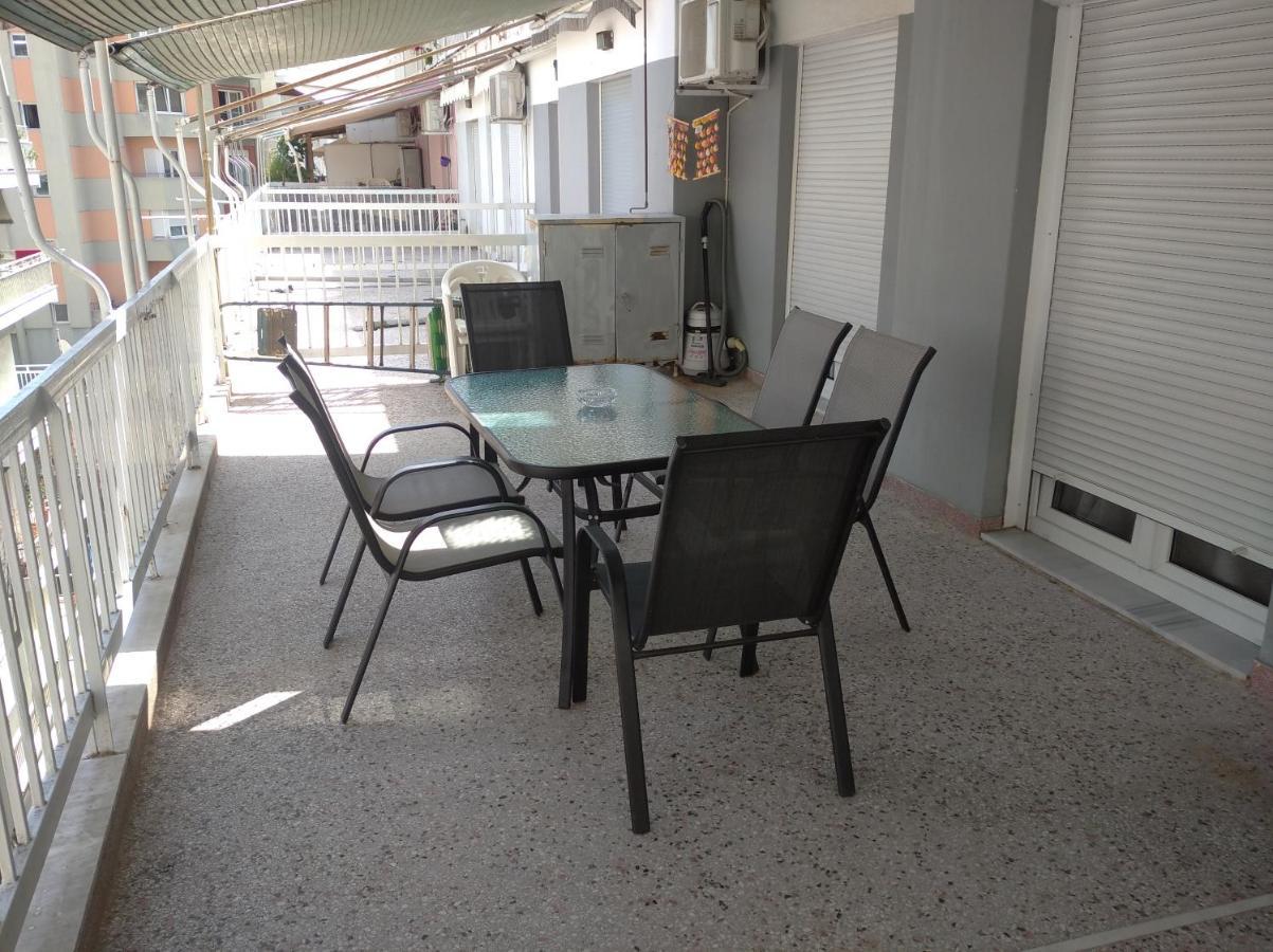 Debby'S Central Apartment Kavala Exterior photo